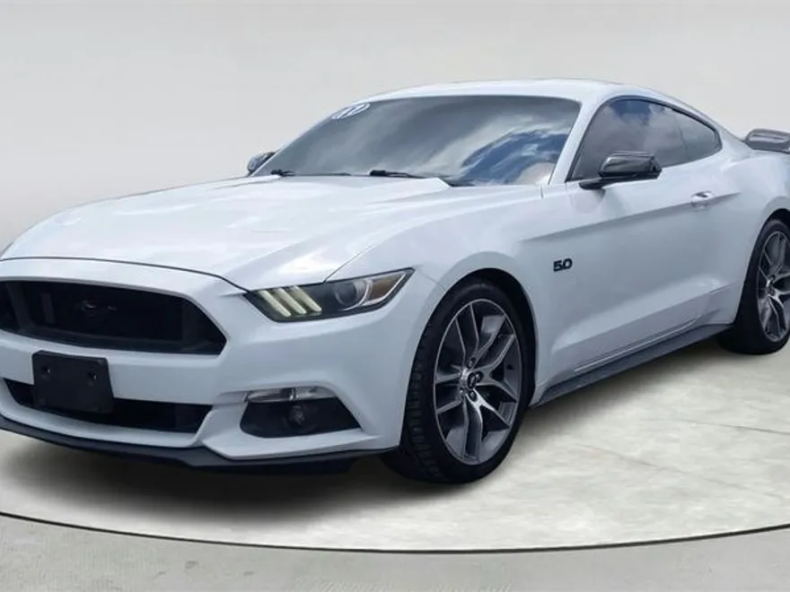 2017 Ford Mustang GT Premium photo 1