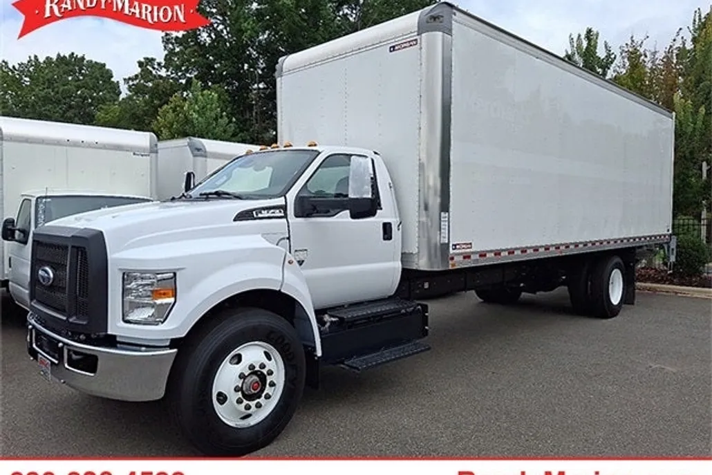 2023 Ford F-650 photo 1