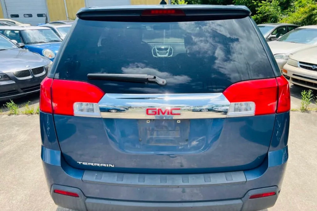 2011 Gmc Terrain SLE photo 1