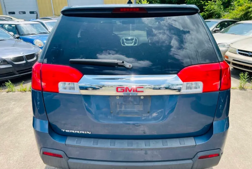 2011 Gmc Terrain SLE photo 1