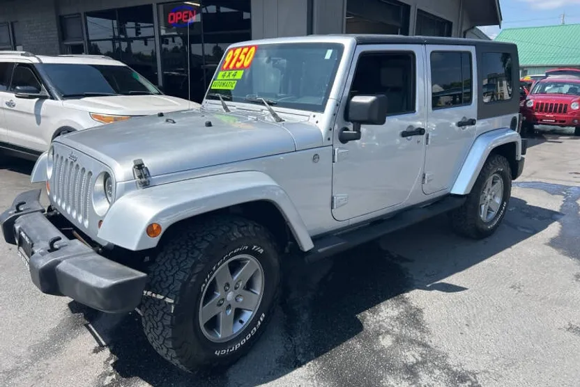 2007 Jeep Wrangler Unlimited Sahara photo 1
