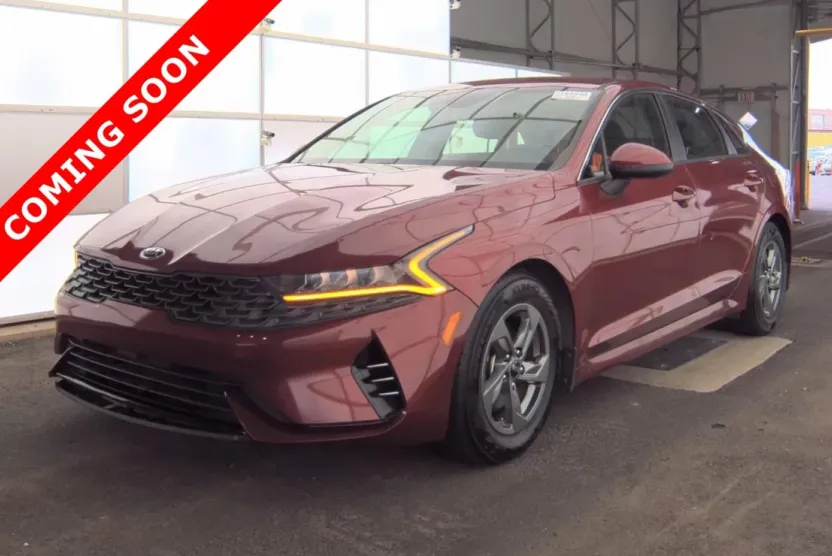 2021 Kia K5 LXS photo 1