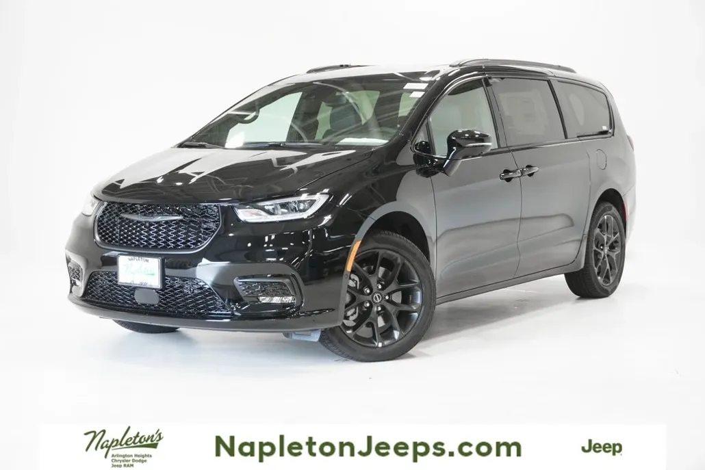 2026 Chrysler Pacifica Limited photo 1