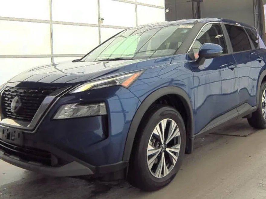 2022 Nissan Rogue SV photo 1