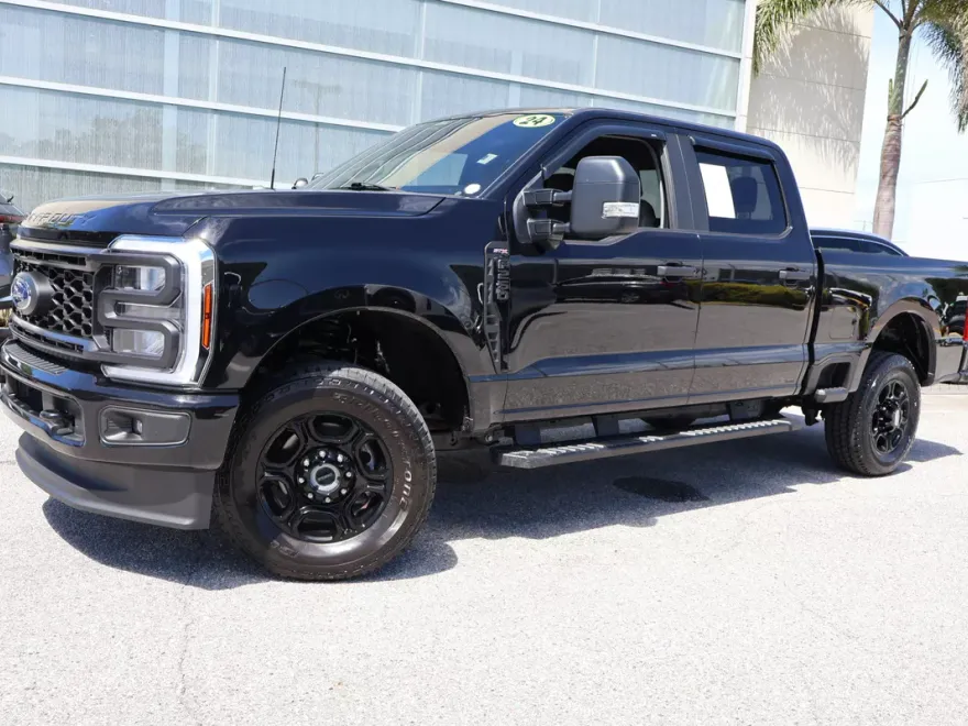2024 Ford F-250 XL photo 1