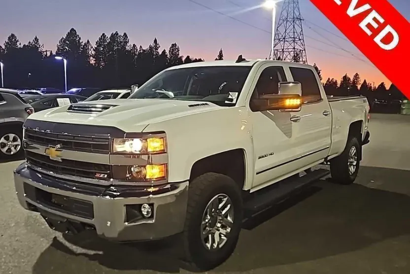 2018 Chevrolet Silverado 3500HD LTZ photo 1