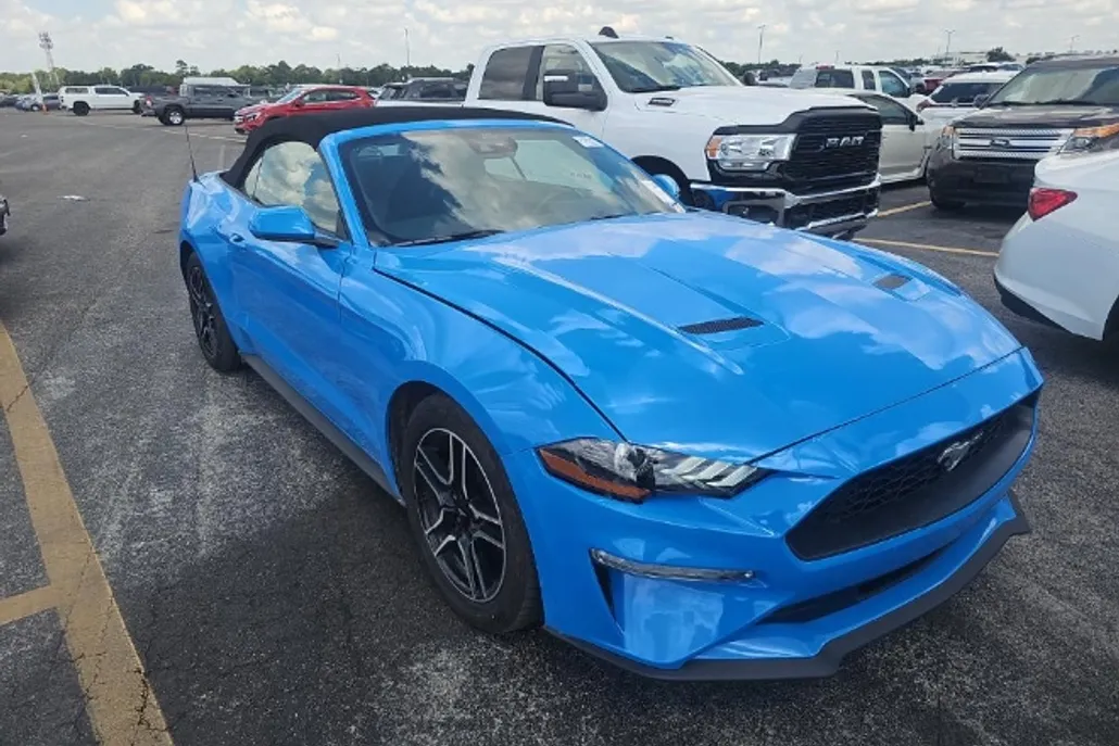 2023 Ford Mustang EcoBoost Premium photo 1
