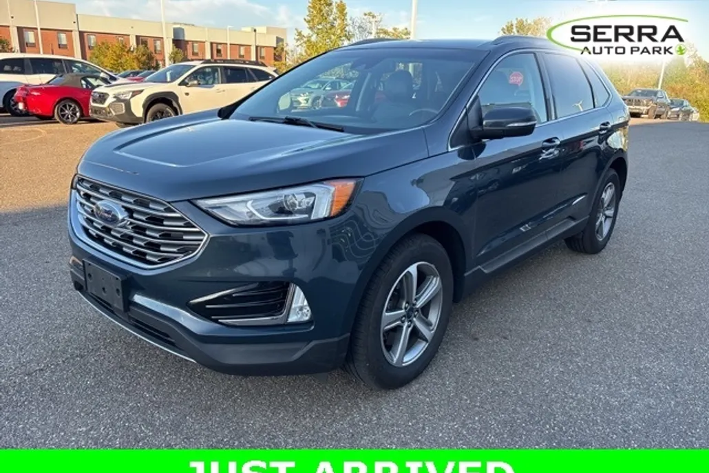 2019 Ford Edge SEL photo 1