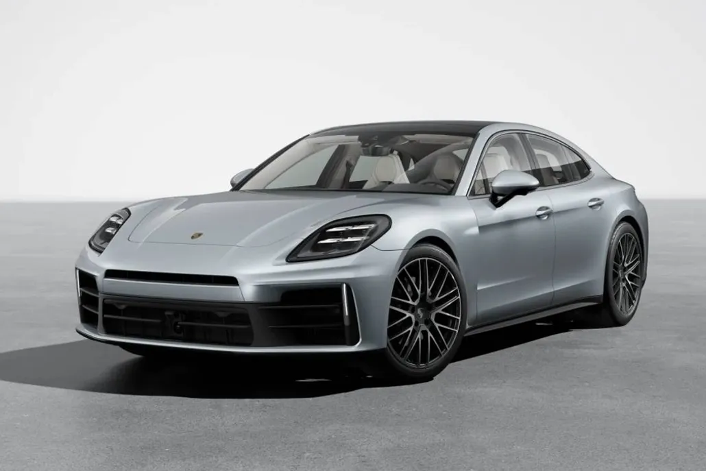 2026 Porsche Panamera 4 photo 1