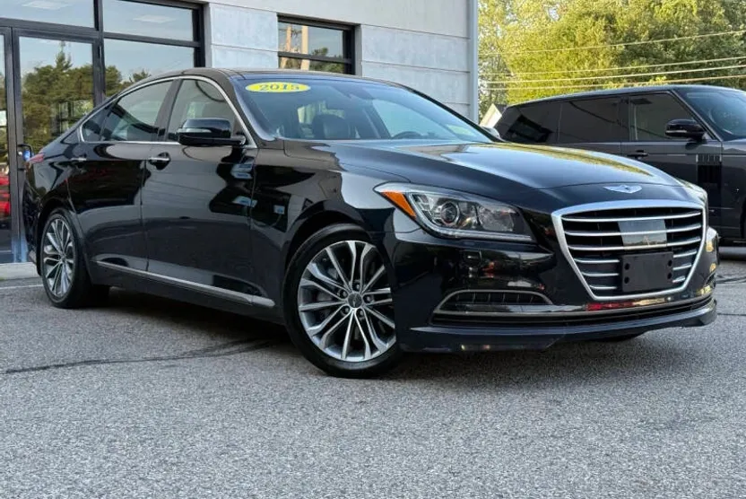 2015 Hyundai Genesis 3.8 photo 1