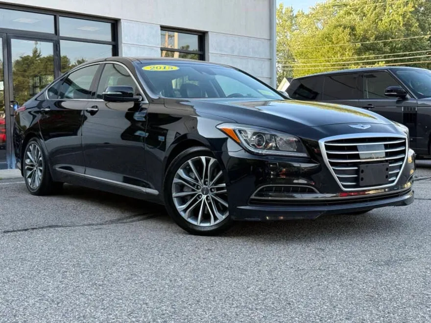 2015 Hyundai Genesis 3.8 photo 1