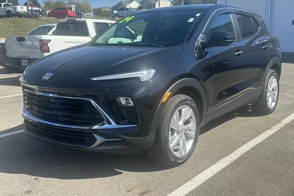 2024 Buick Encore GX Preferred photo 1