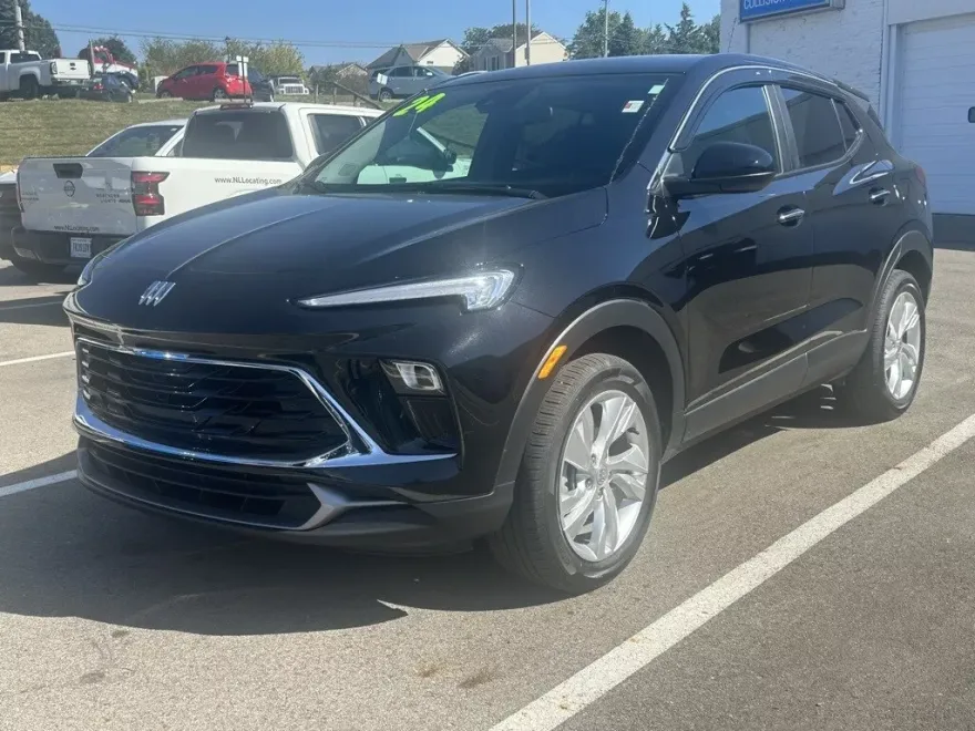 2024 Buick Encore GX Preferred photo 1
