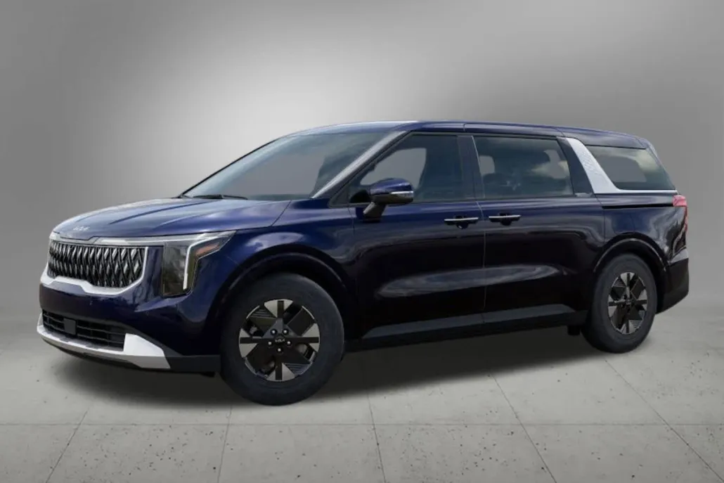 2026 Kia Carnival LXS photo 1