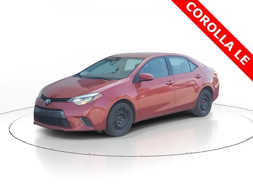 2016 Toyota Corolla LE photo 1