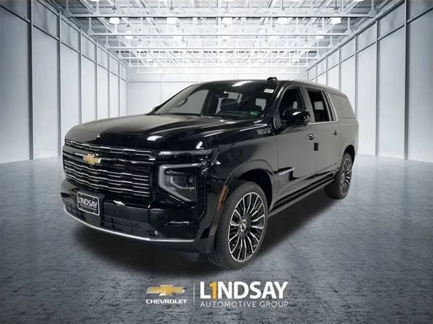 2025 Chevrolet Suburban High Country photo 1