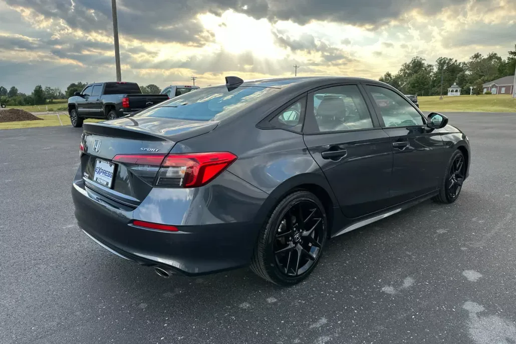 2024 Honda Civic Sport photo 1