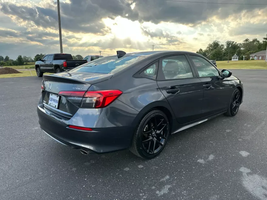 2024 Honda Civic Sport photo 1