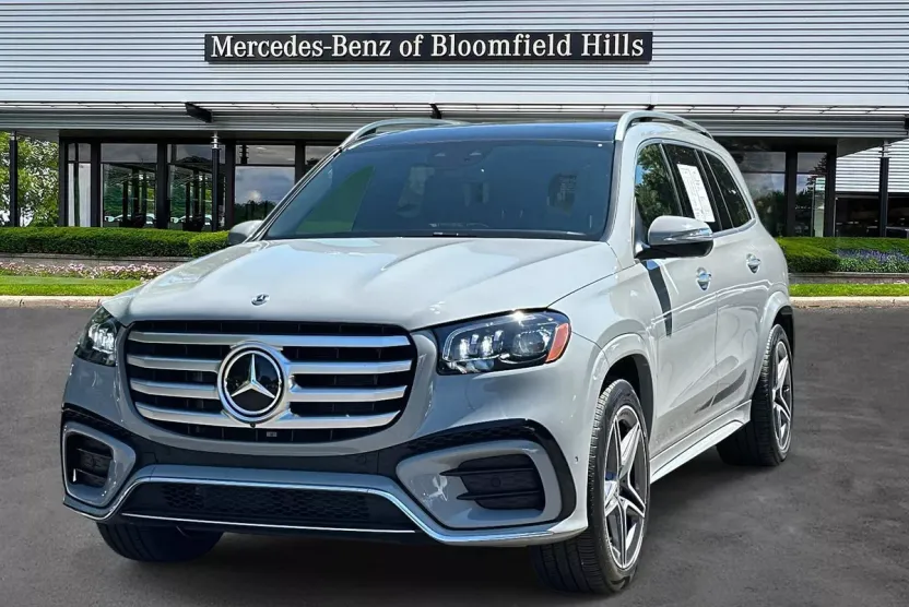 2024 Mercedes Benz GLS 450 4MATIC photo 1