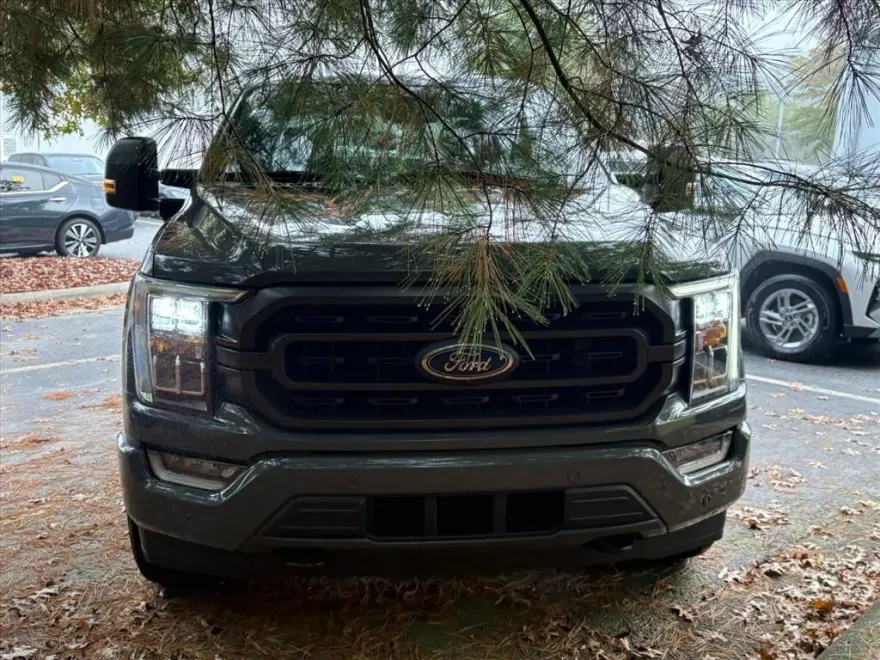 2021 Ford F-150 XLT photo 1