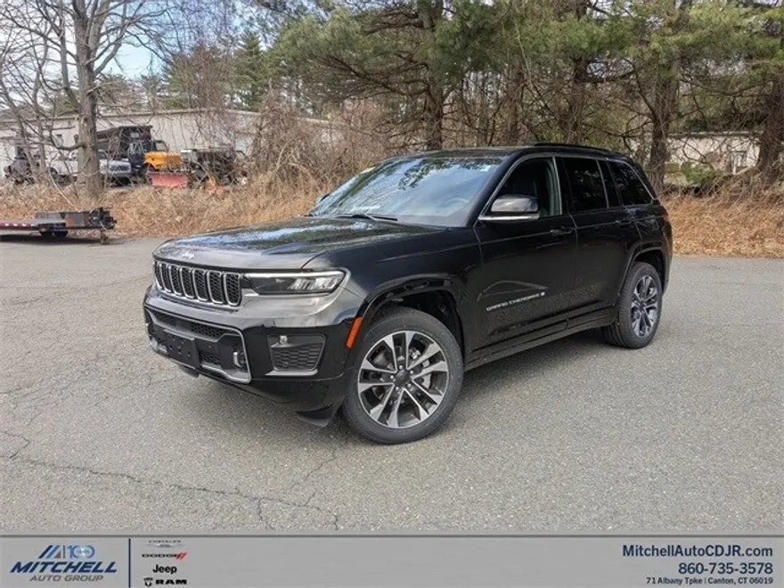 2025 Jeep Grand Cherokee Overland photo 1