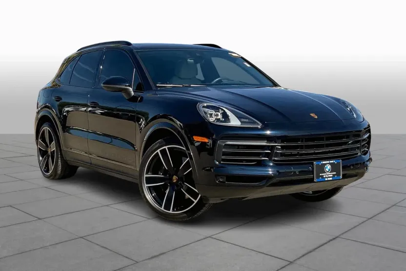 2022 Porsche Cayenne Base photo 1