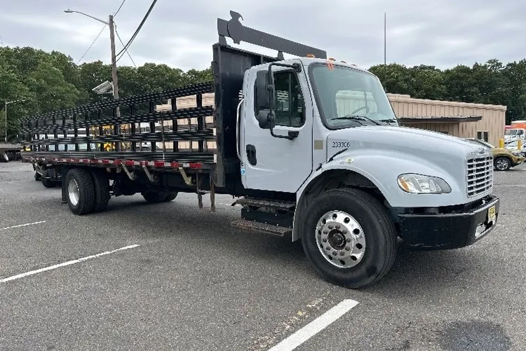 2019 Freightliner M2 106 Medium Duty photo 1