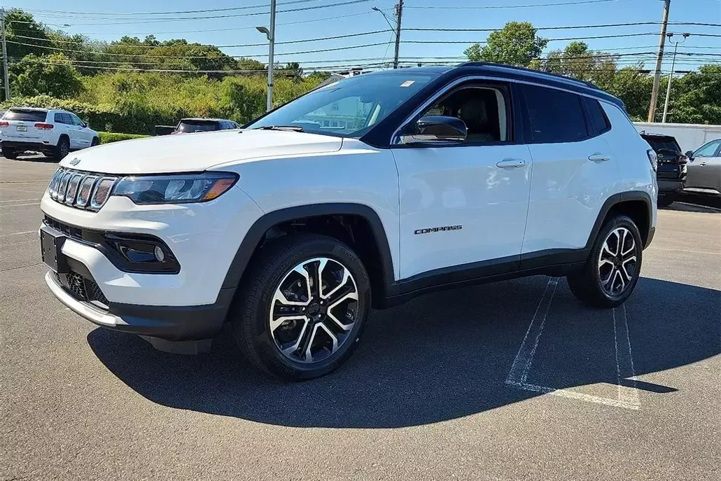 2022 Jeep Compass Limited photo 1