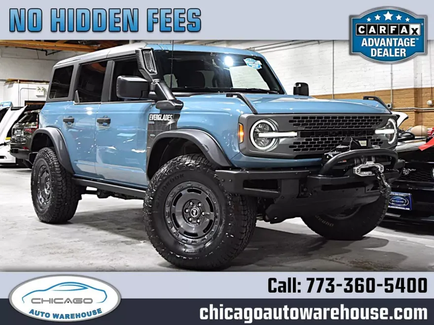 2023 Ford Bronco Black Diamond photo 1
