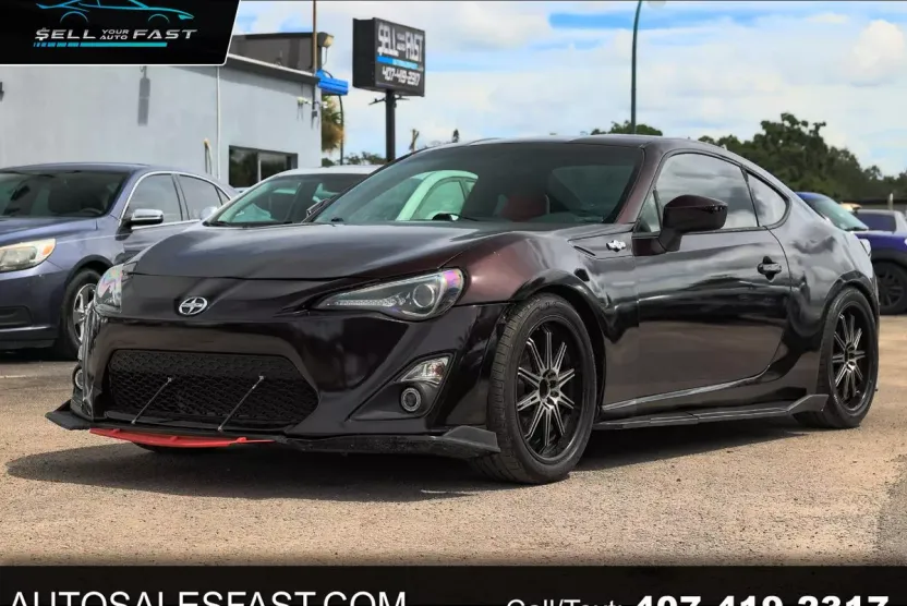 2013 Scion FR-S photo 1