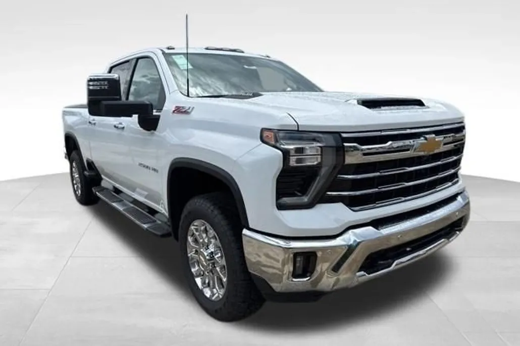 2025 Chevrolet Silverado 2500HD LTZ photo 1