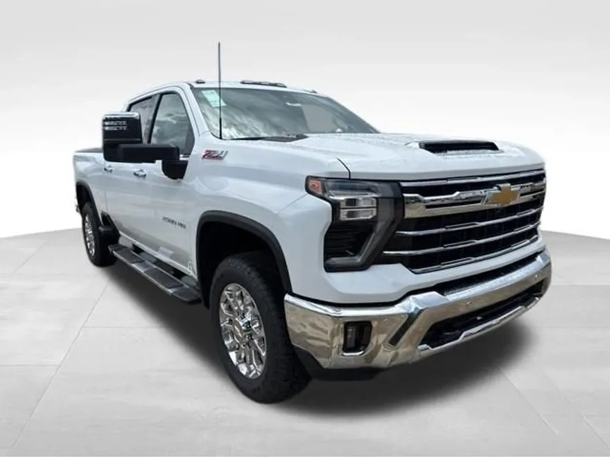 2025 Chevrolet Silverado 2500HD LTZ photo 1