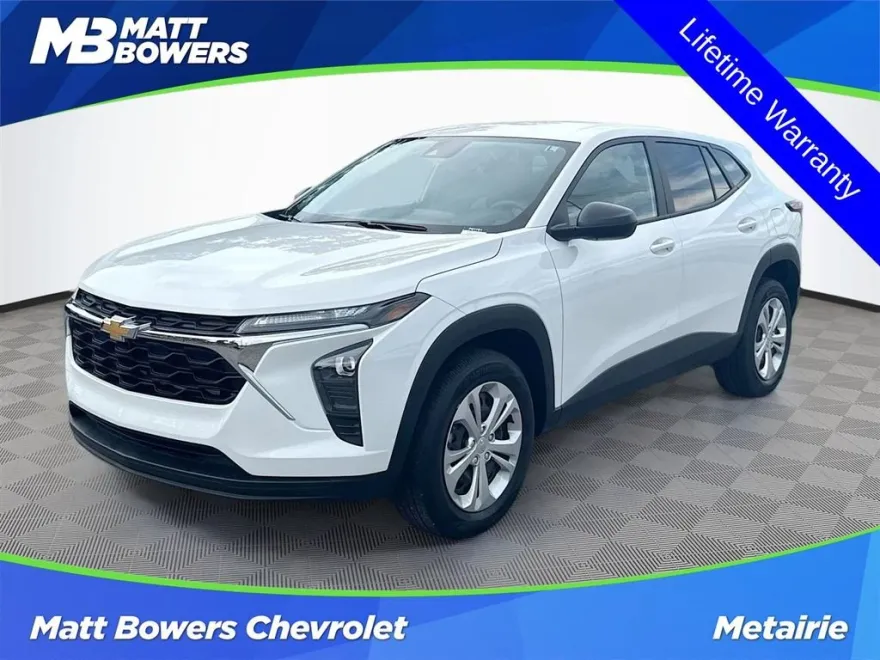 2025 Chevrolet Trax LS photo 1