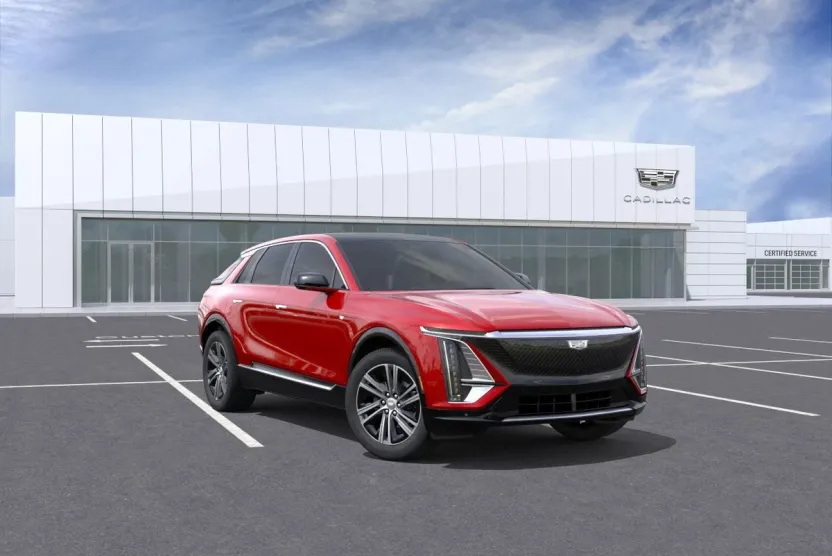 2025 Cadillac Lyriq Luxury photo 1