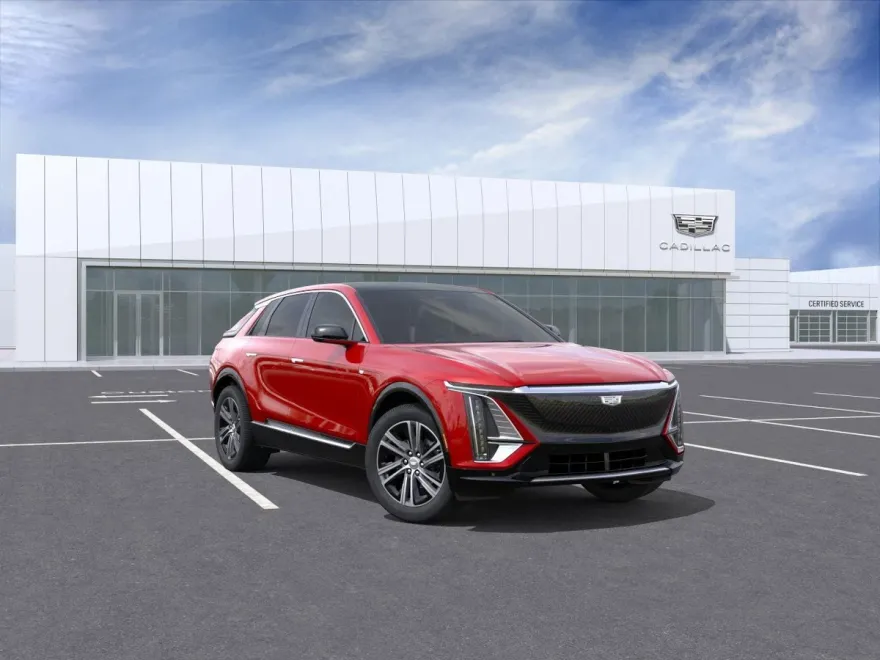 2025 Cadillac Lyriq Luxury photo 1