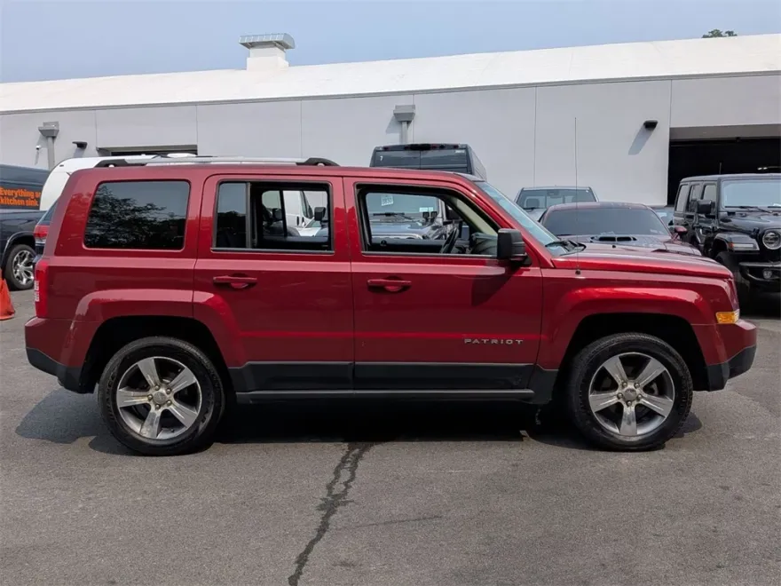 2016 Jeep Patriot High Altitude photo 1