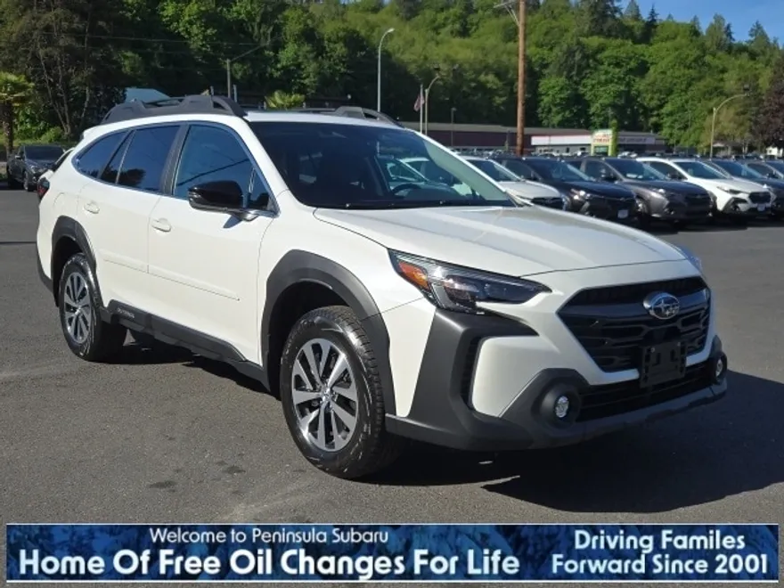 2025 Subaru Outback Premium photo 1