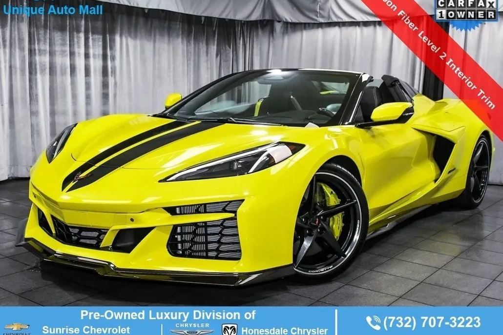 2024 Chevrolet Corvette E-Ray 3LZ Convertible photo 1