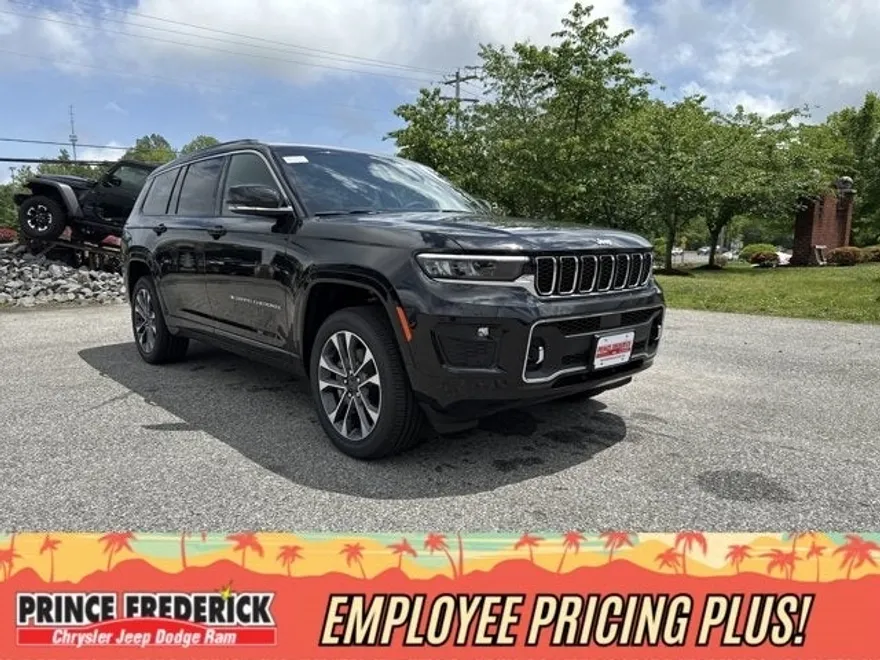 2025 Jeep Grand Cherokee Overland photo 1