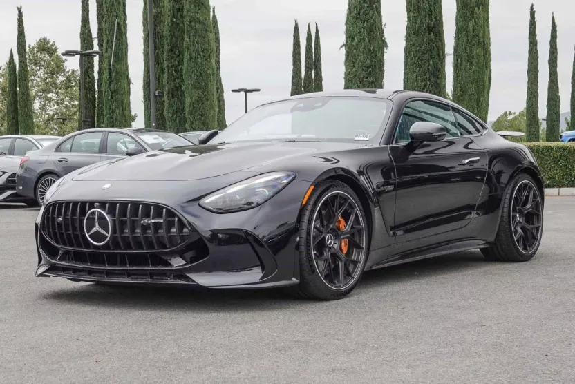 2025 Mercedes Benz AMG GT 63 photo 1