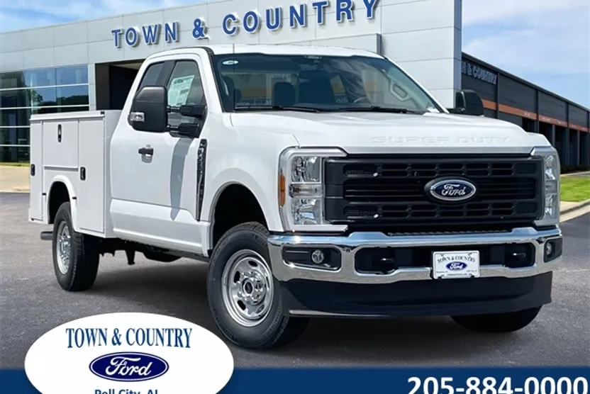 2025 Ford F-250 photo 1