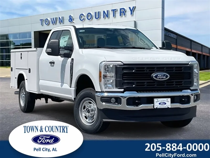 2025 Ford F-250 photo 1