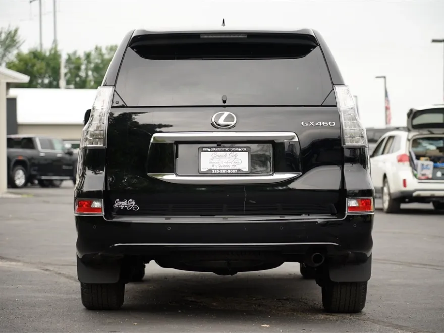 2023 Lexus GX 460 Premium photo 1
