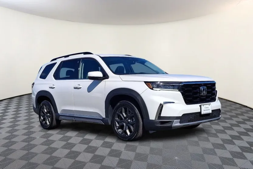2023 Honda Pilot Elite photo 1