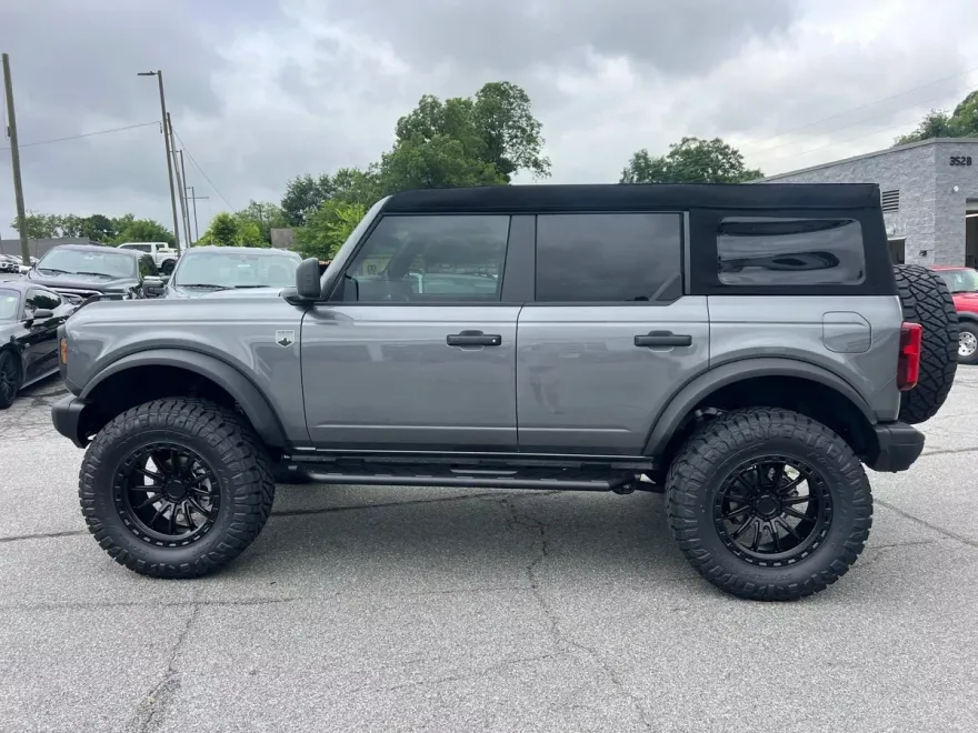2025 Ford Bronco Big Bend photo 4