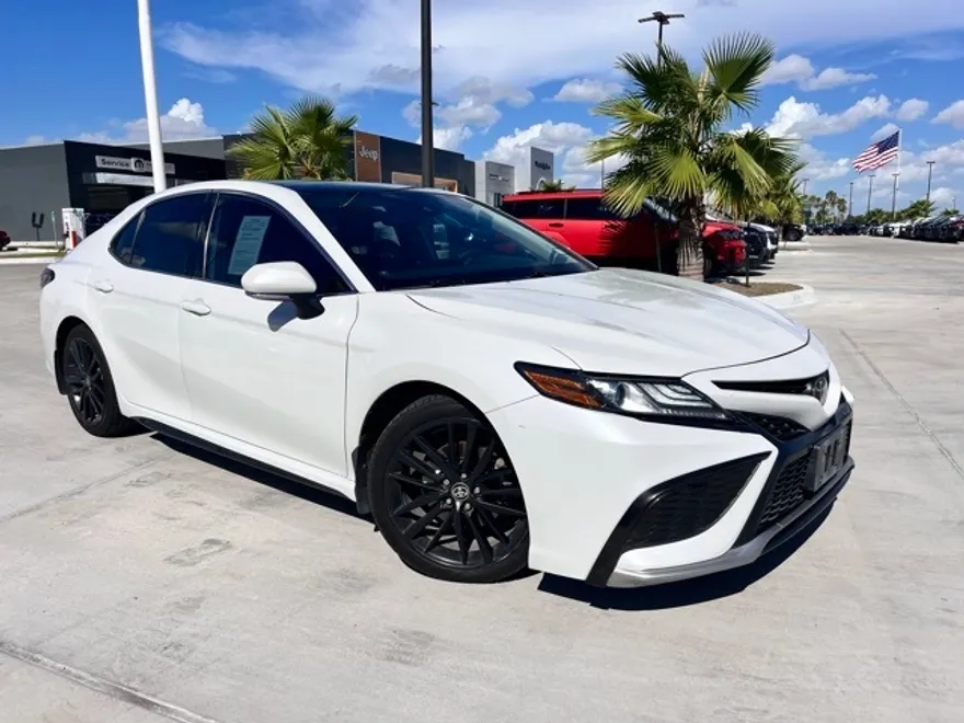 2021 Toyota Camry XSE photo 1