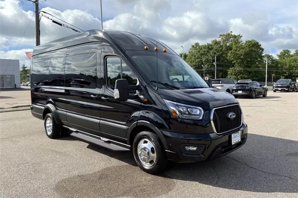 2024 Ford Transit photo 1