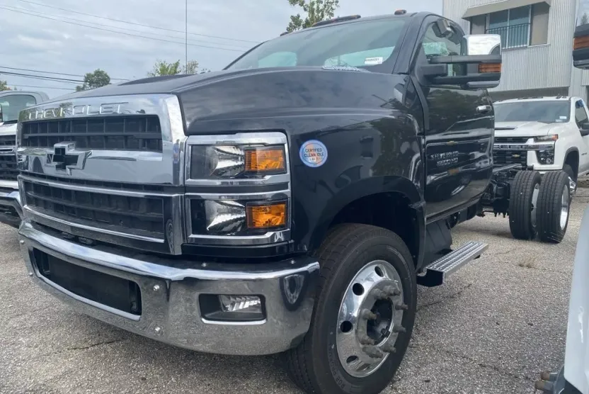 2024 Chevrolet Silverado 5500HD Work Truck photo 1