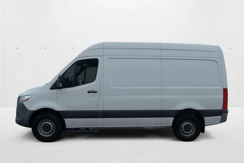 2021 Mercedes Benz Sprinter Cargo Van 2500 Standard Roof photo 1