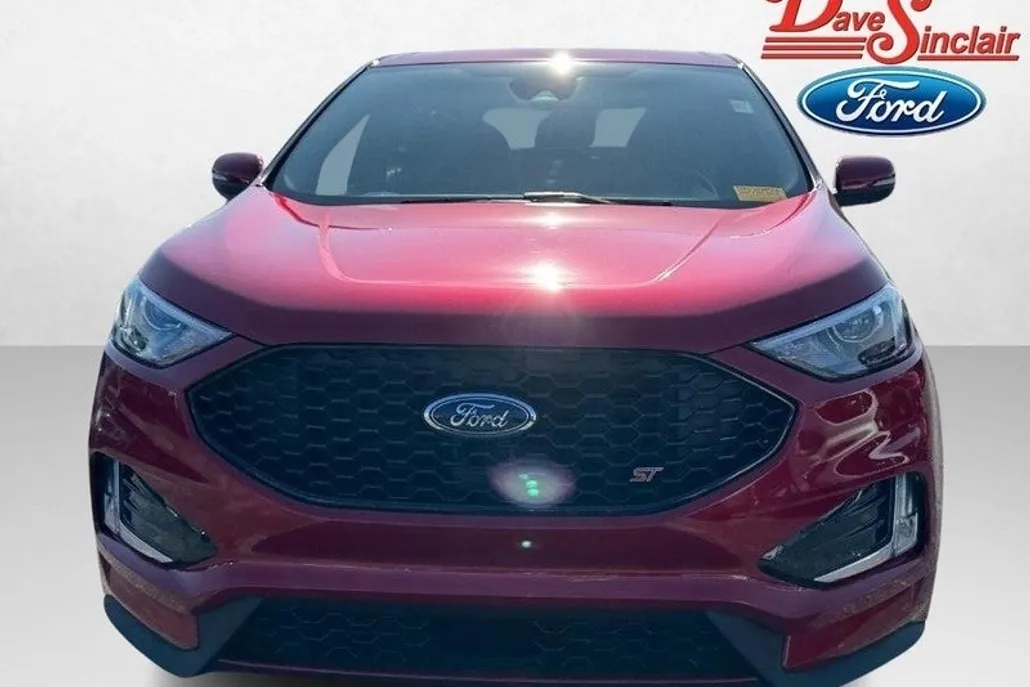 2022 Ford Edge ST photo 1